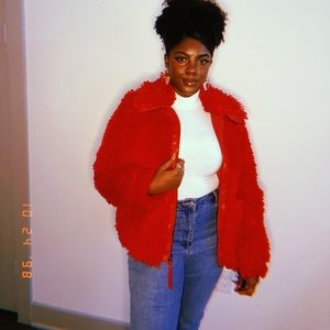 Meet your Posher, Jakia